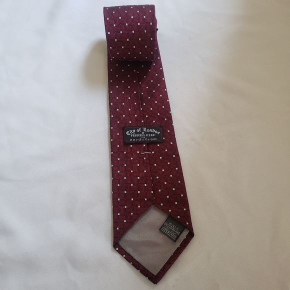 City of London By Ferrell Reed Red Tie - Picture 5 of 8